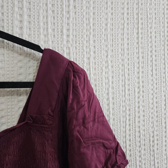 Torrid Stretch Challis Smocked Puff Sleeve Crop Top Burgundy Plus Size 5X NEW - Picture 10 of 13